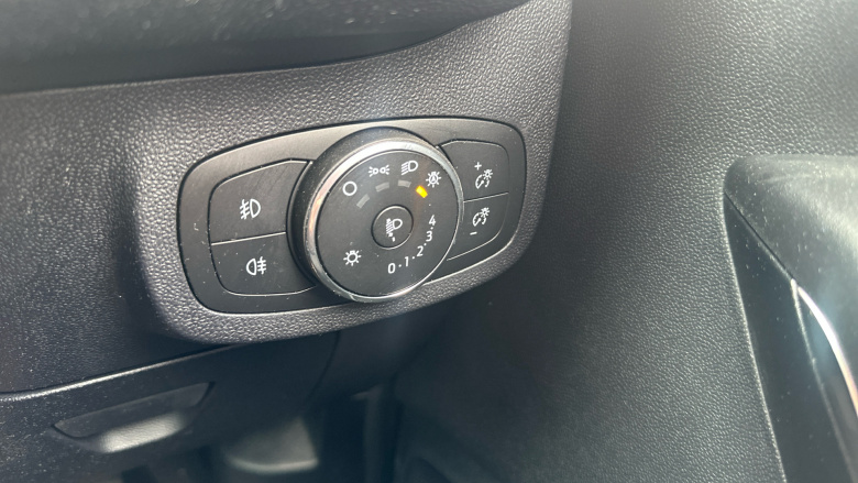 Ford Fiesta 1.0 EcoBoost Hybrid mHEV 125 Titanium 5dr Auto Petrol Hatchback